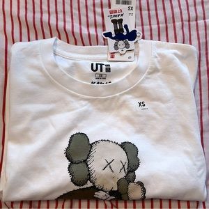 Uniqlo X KAWS T shirt